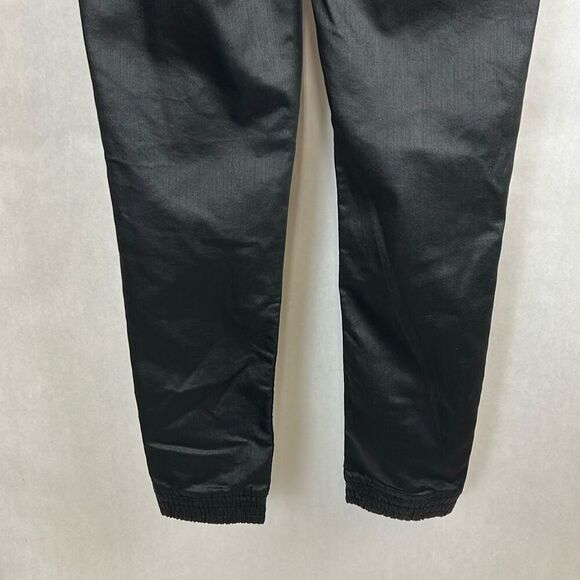 Kendall + Kylie The Jogger Black Pants Pull On Sz Medium Elastic Hem - Picture 6 of 11